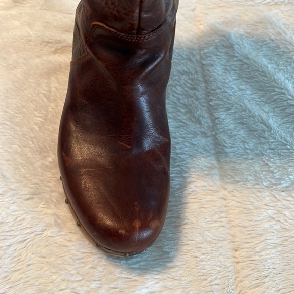 Ugg boots women’s size 9. Brown leather. - Picture 5 of 16
